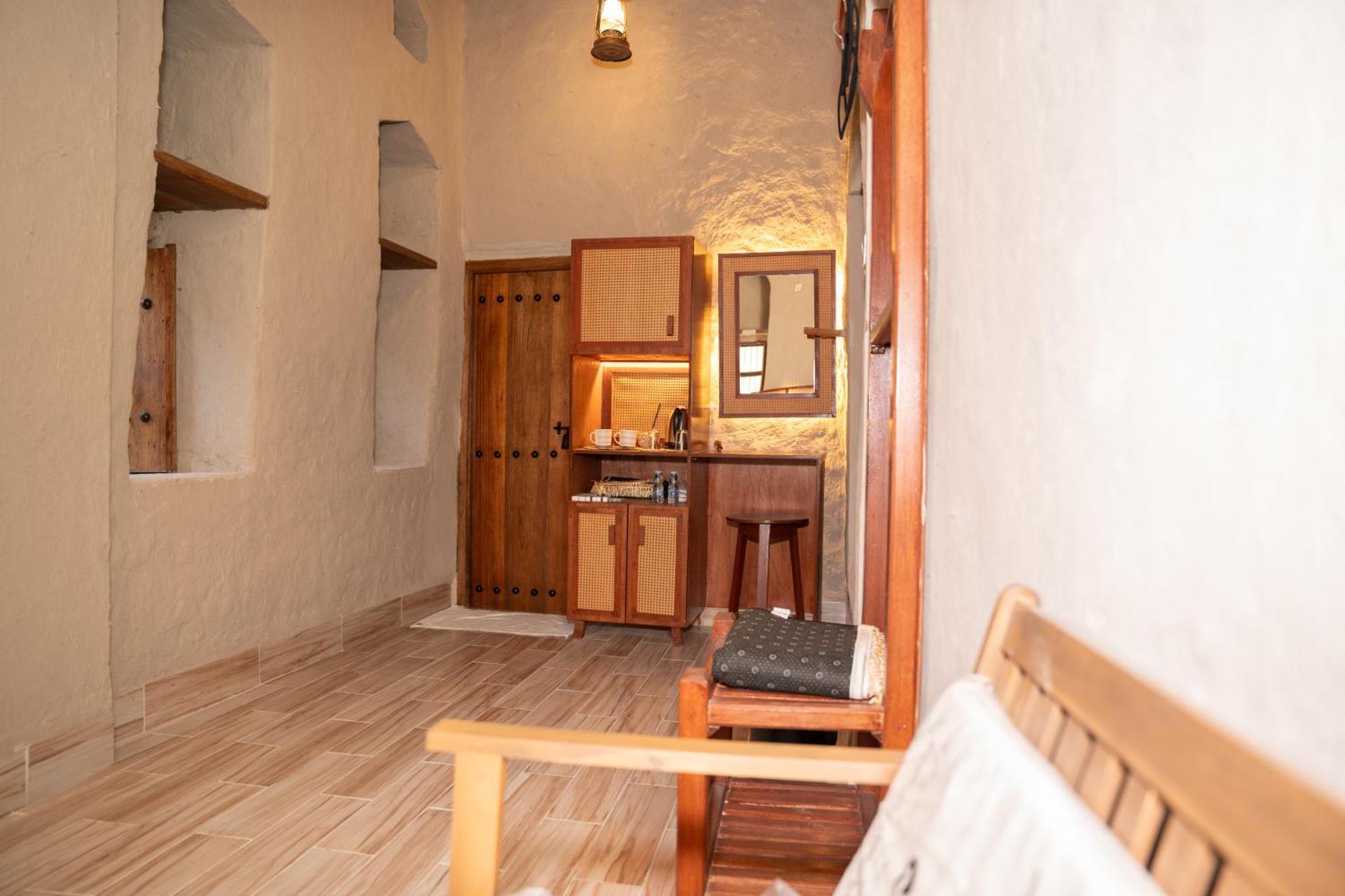 Nomad Inn Nizwa Exteriör bild