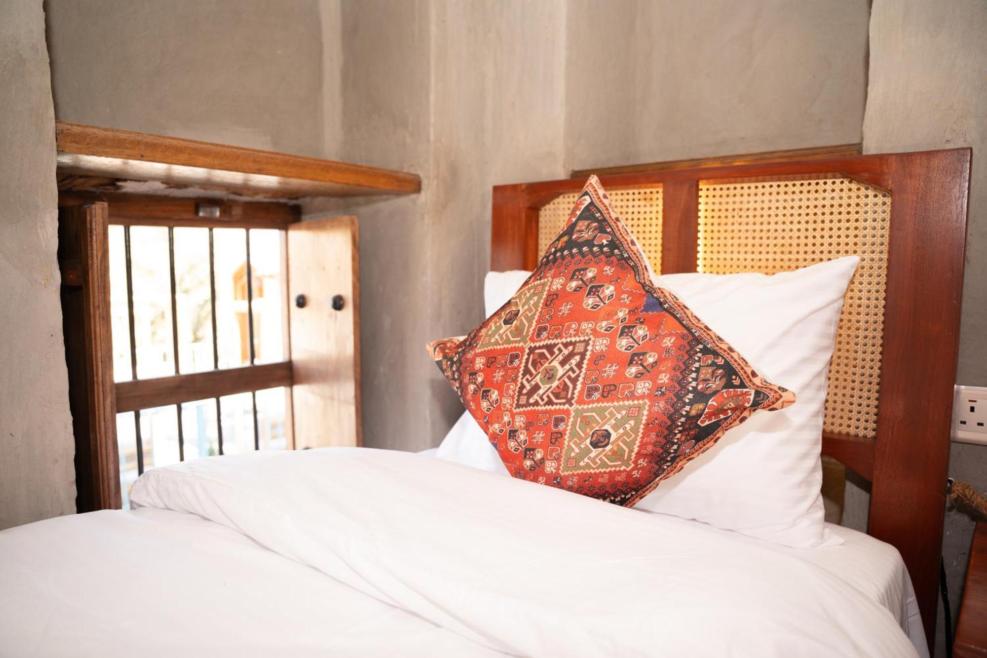 Nomad Inn Nizwa Exteriör bild